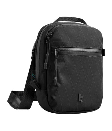 TOMTOC Aviator-T37 travel bag with shoulder strap X-Pac 1.3L (black)