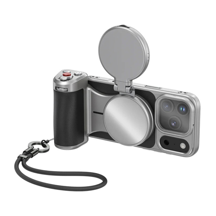 Telesin Master Grip Kit con Luce e Filtro UV per iPhone 17 Pro Max Telesin Master Grip Kit con Luce e Filtro UV per iPhone 17 Pro Max