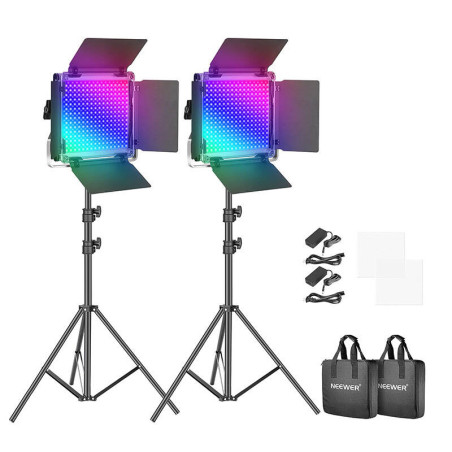 Kit 2 Luci LED RGB Neewer 660 PRO 50W con Treppiedi e Schermi