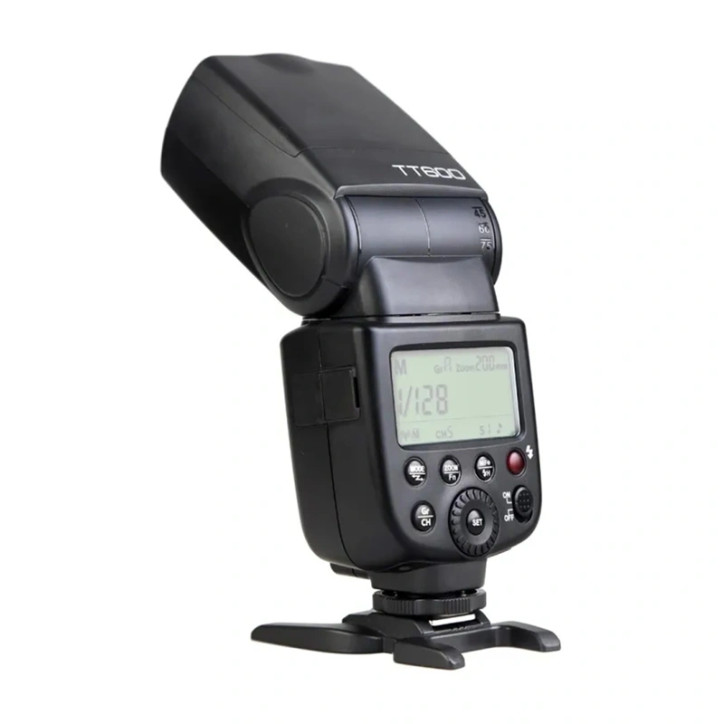 GODOX TT600 Flash da Studio Manuale GODOX TT600 Flash da Studio Manuale