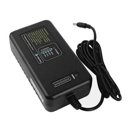 Caricabatterie Godox C26 per flash AD600Pro