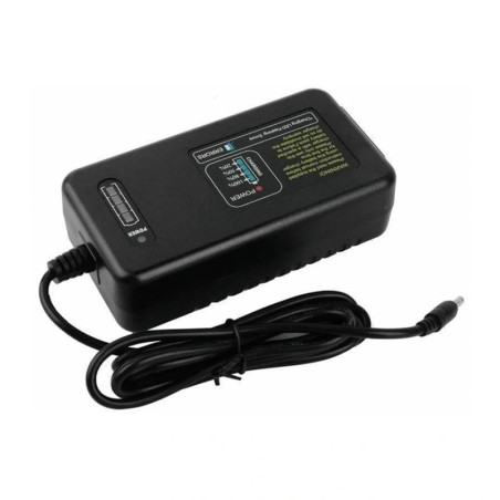 Caricabatterie Godox C26 per flash AD600Pro